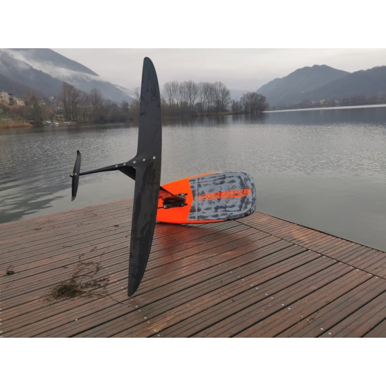 Pump hydrofoil board